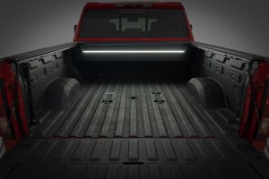 GMC 2500HD Powered Retractable Bed Cover - Rough Country - Matte Black - '20-'26